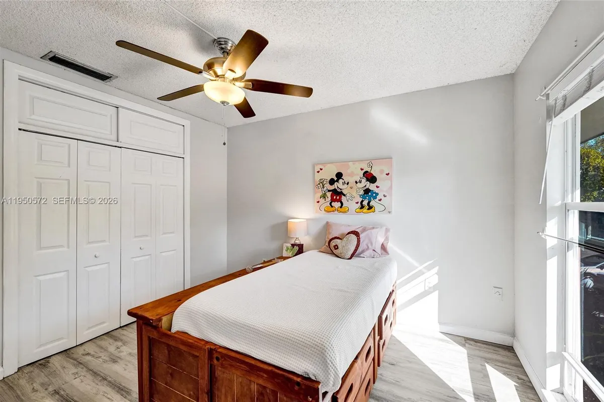 3302 Farragut St # 5C, Hollywood FL 33021