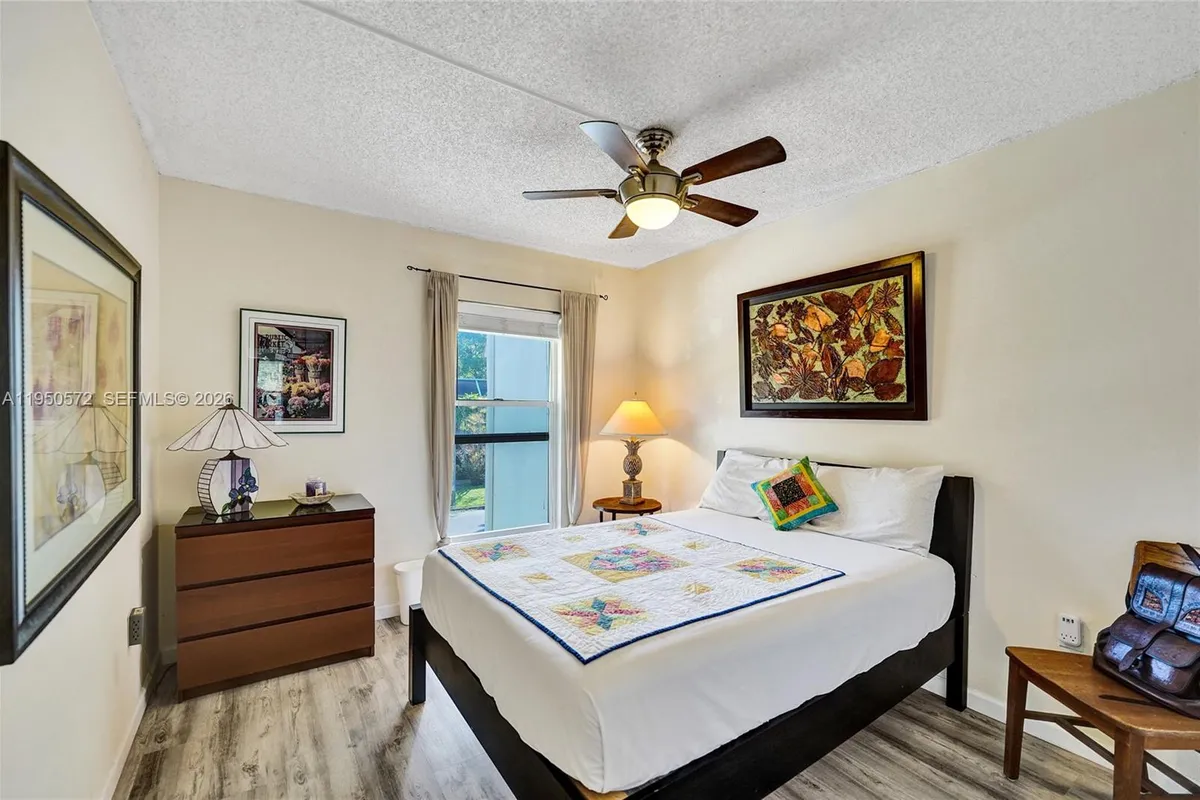 3302 Farragut St # 5C, Hollywood FL 33021