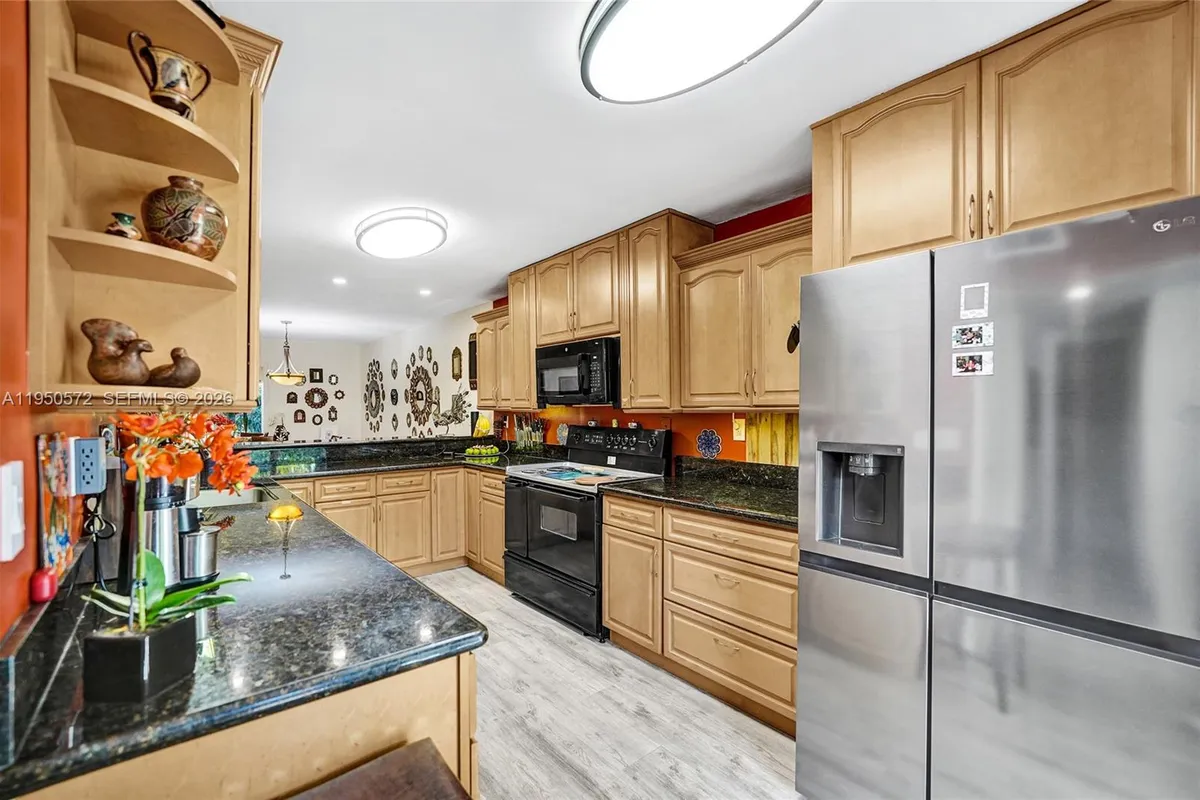 3302 Farragut St # 5C, Hollywood FL 33021