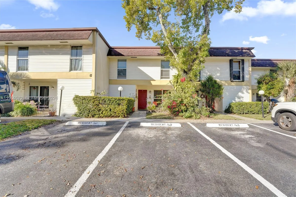 3302 Farragut St # 5C, Hollywood FL 33021