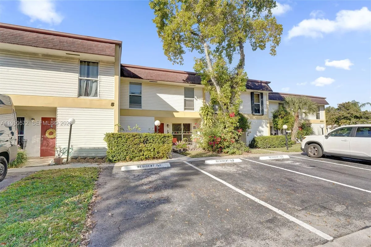 3302 Farragut St # 5C, Hollywood FL 33021