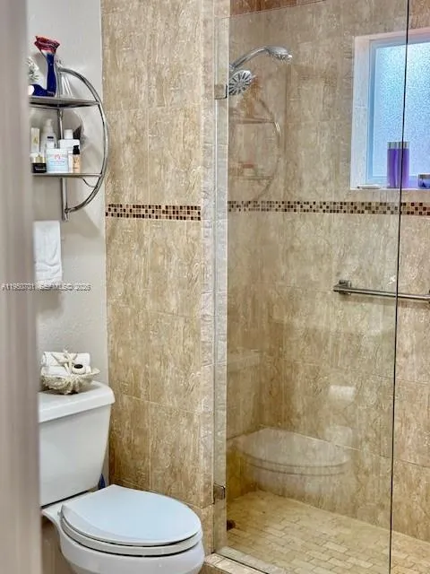 15957 SW 54th Ter, Miami FL 33185