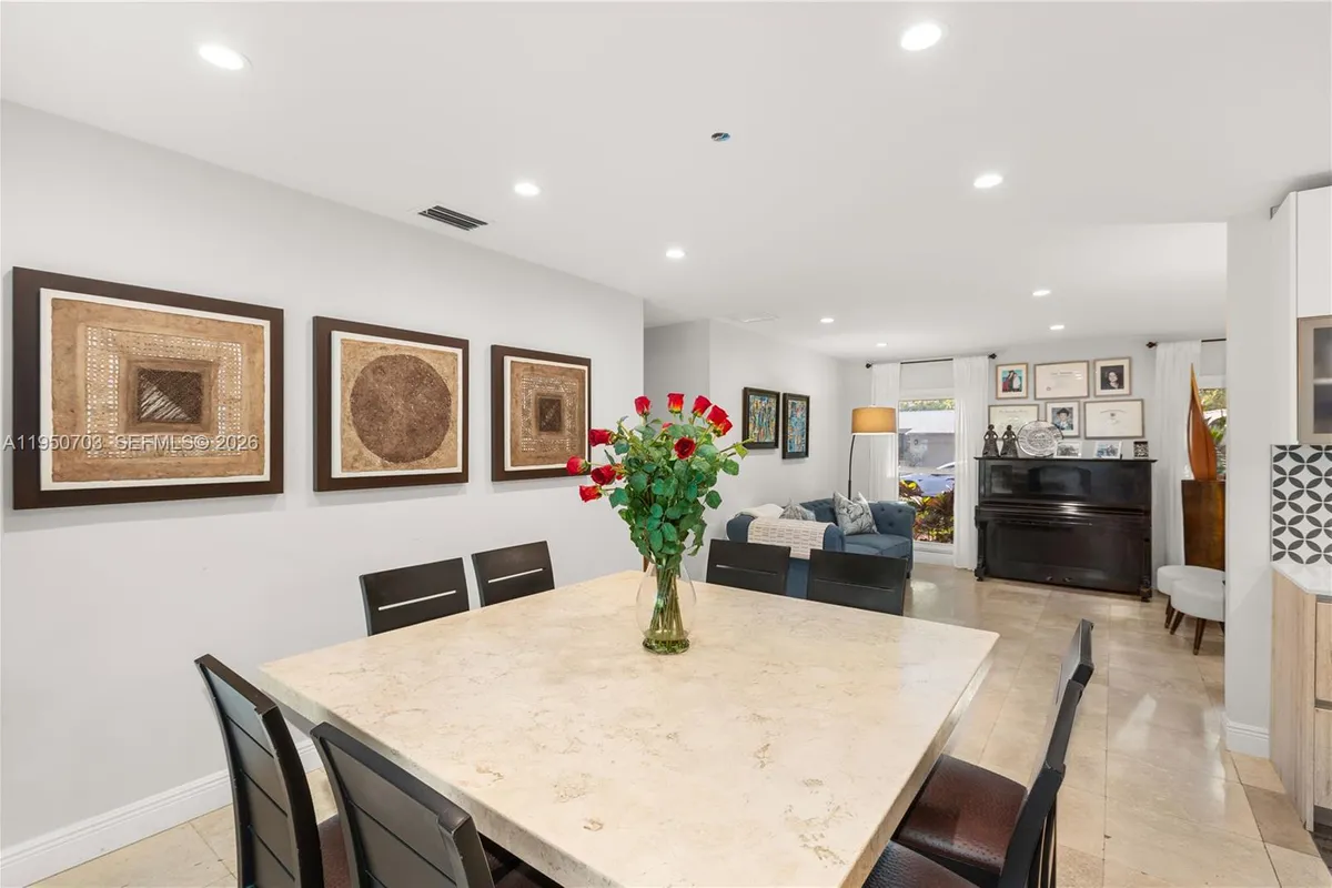 6809 Mentone St, Coral Gables FL 33146