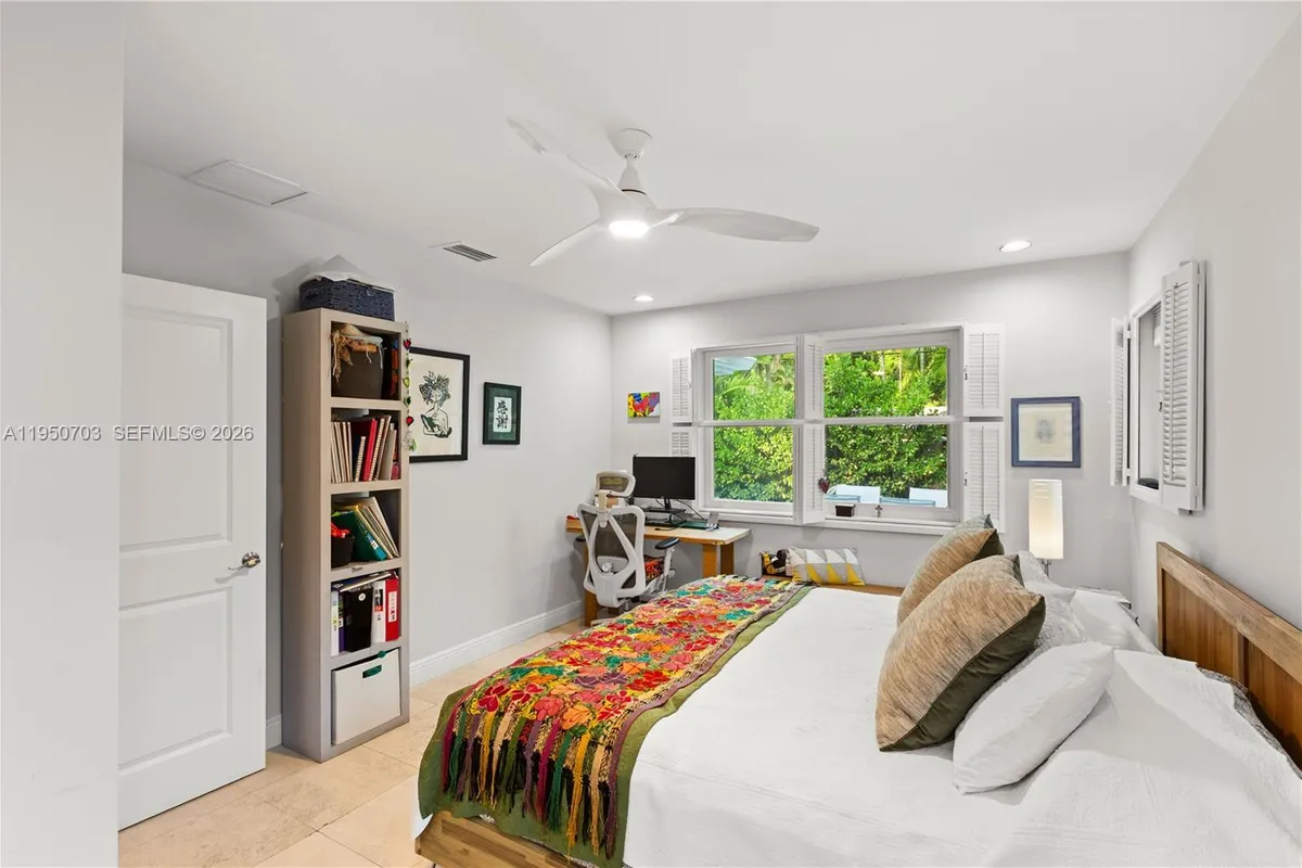 6809 Mentone St, Coral Gables FL 33146