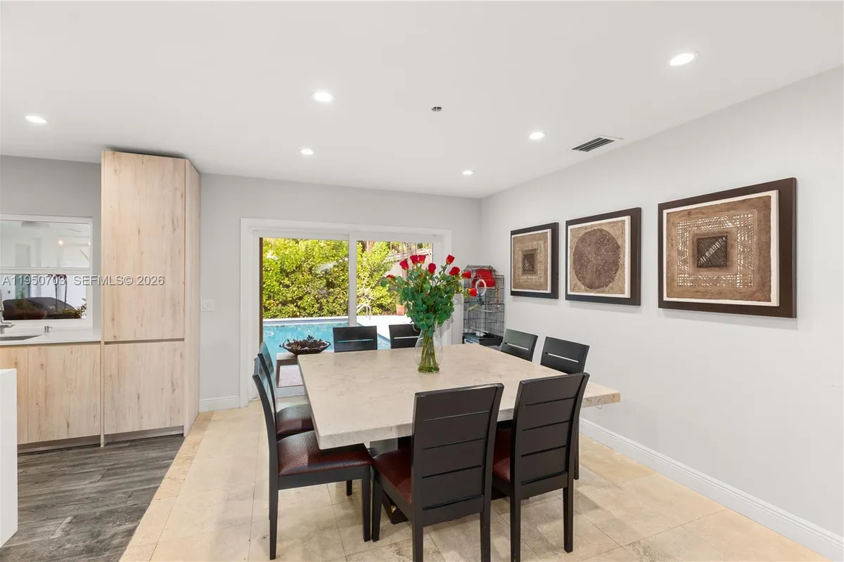 6809 Mentone St, Coral Gables FL 33146