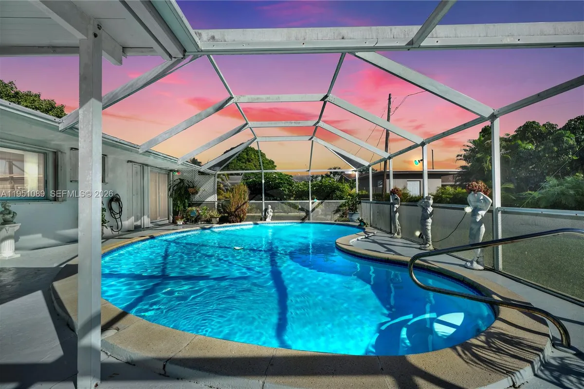 11260 SW 181st Ter, Miami FL 33157