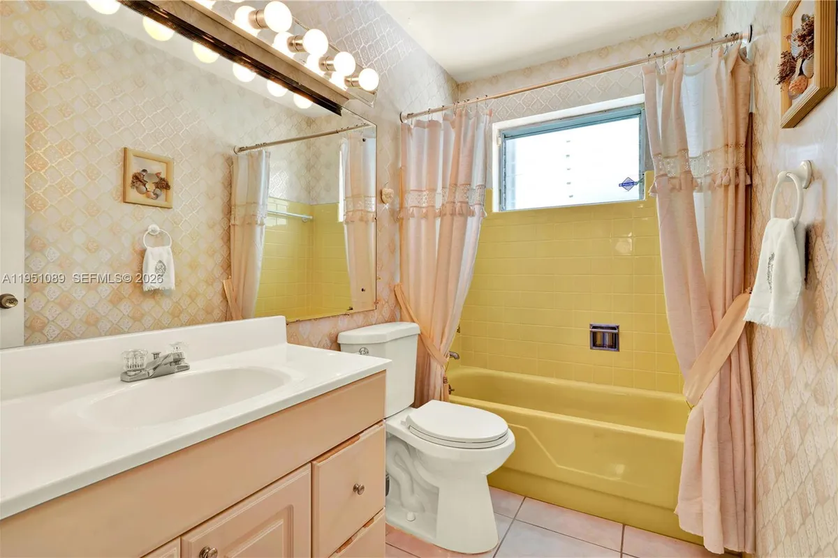 11260 SW 181st Ter, Miami FL 33157