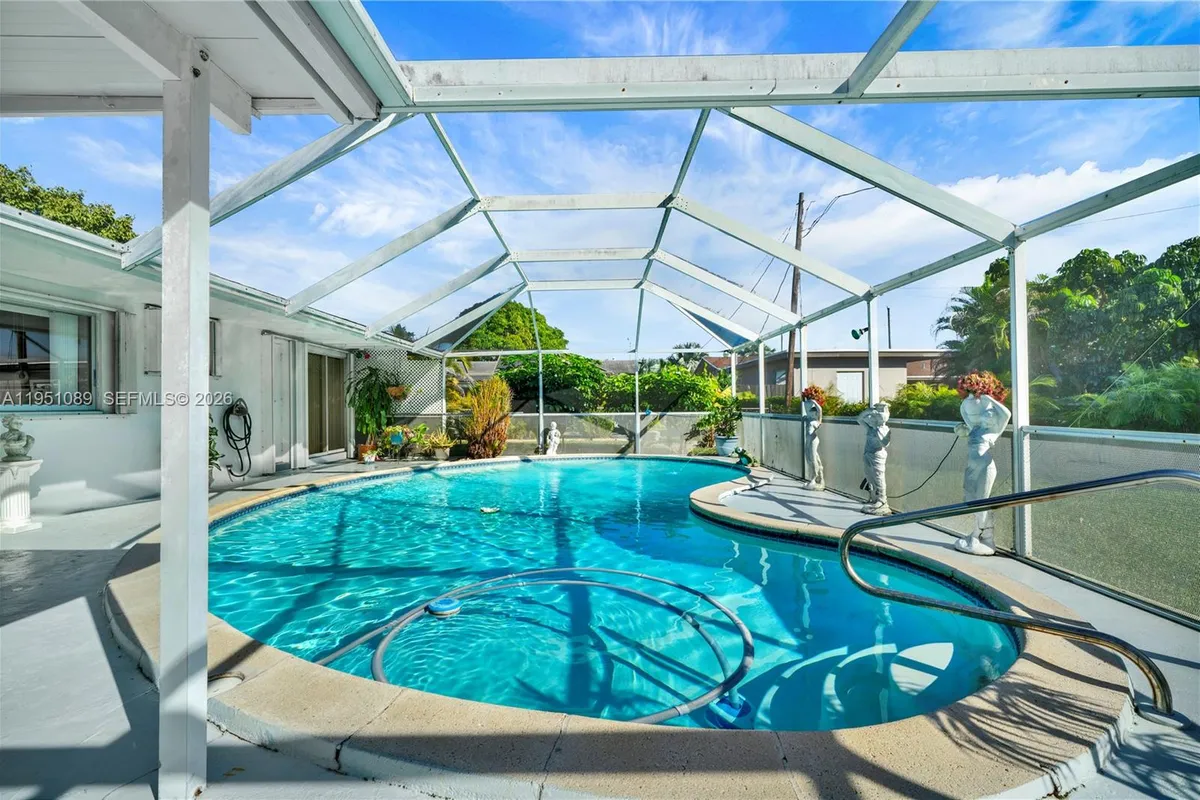 11260 SW 181st Ter, Miami FL 33157