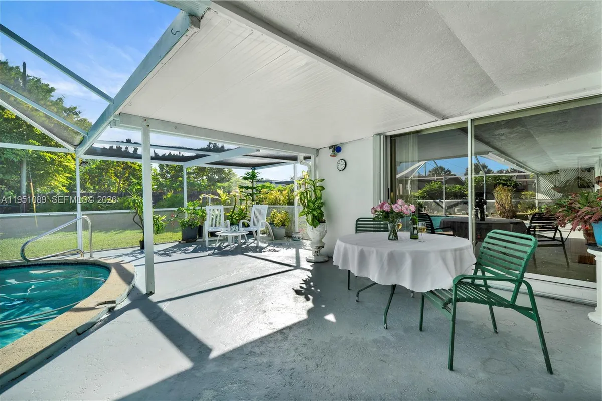 11260 SW 181st Ter, Miami FL 33157