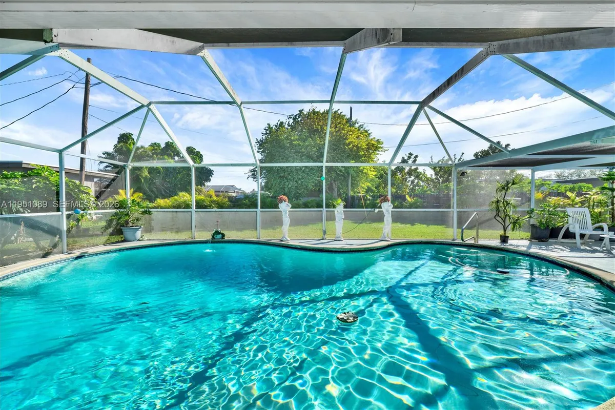 11260 SW 181st Ter, Miami FL 33157