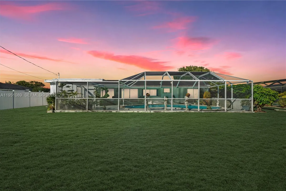 11260 SW 181st Ter, Miami FL 33157