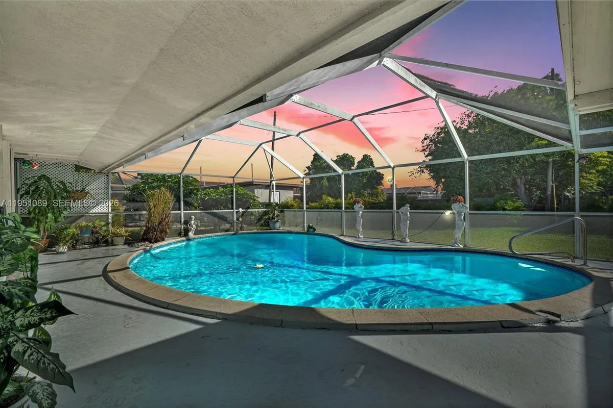 11260 SW 181st Ter, Miami FL 33157