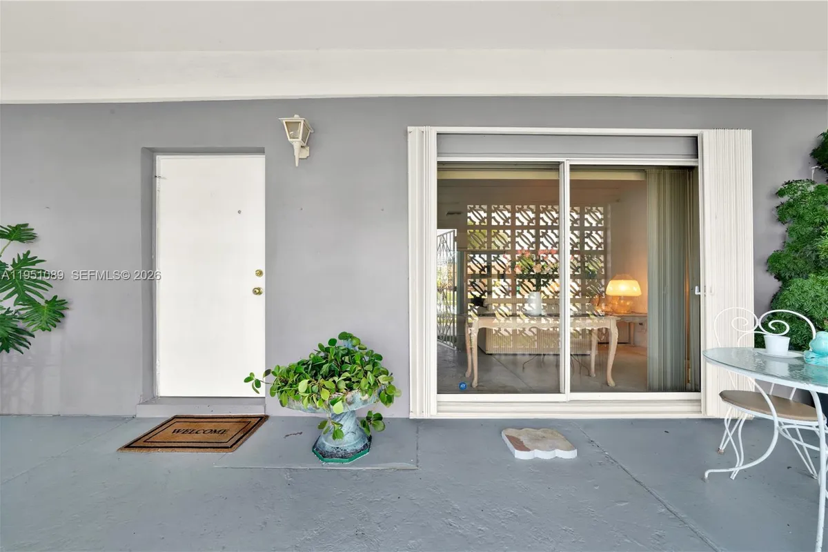 11260 SW 181st Ter, Miami FL 33157