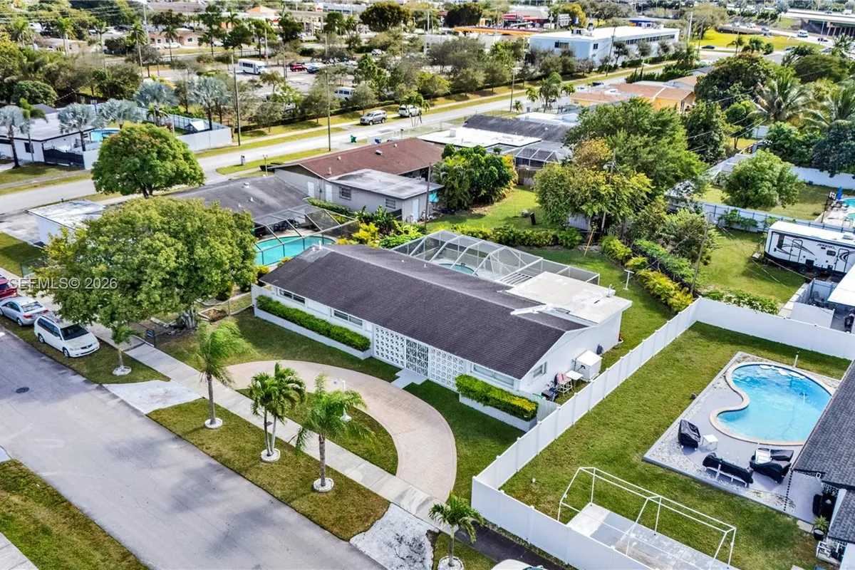 11260 SW 181st Ter, Miami FL 33157