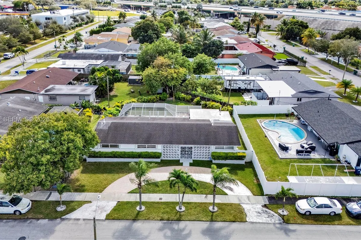 11260 SW 181st Ter, Miami FL 33157