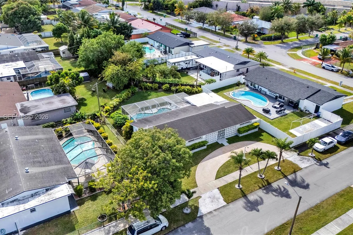 11260 SW 181st Ter, Miami FL 33157