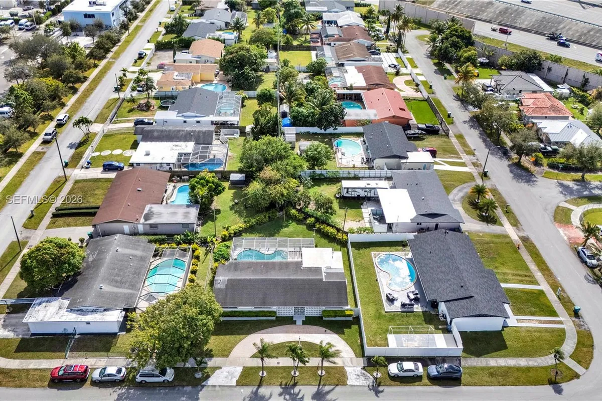 11260 SW 181st Ter, Miami FL 33157