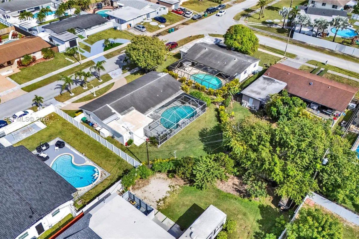 11260 SW 181st Ter, Miami FL 33157