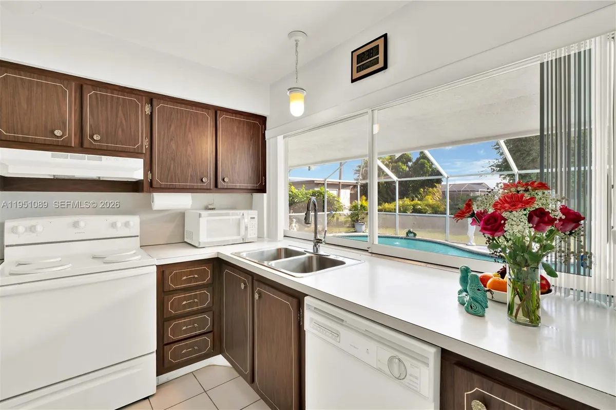 11260 SW 181st Ter, Miami FL 33157