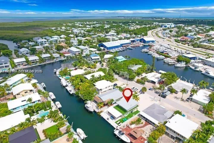 125 Gardenia St, Plantation Key FL 33070