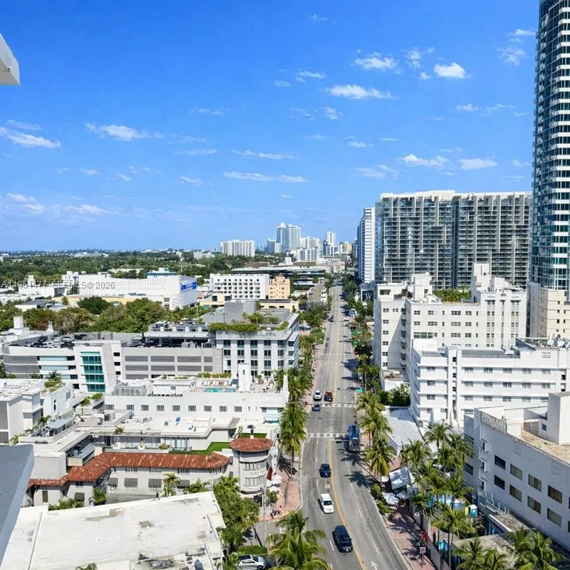 1800 Collins Ave # 19G, Miami Beach FL 33139