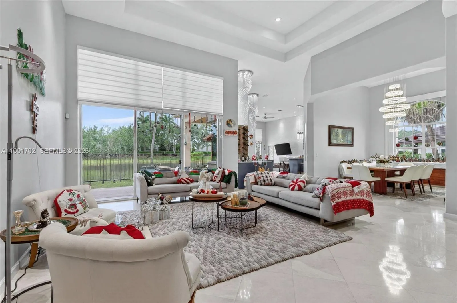 104 Dockside Cir, Weston FL 33327