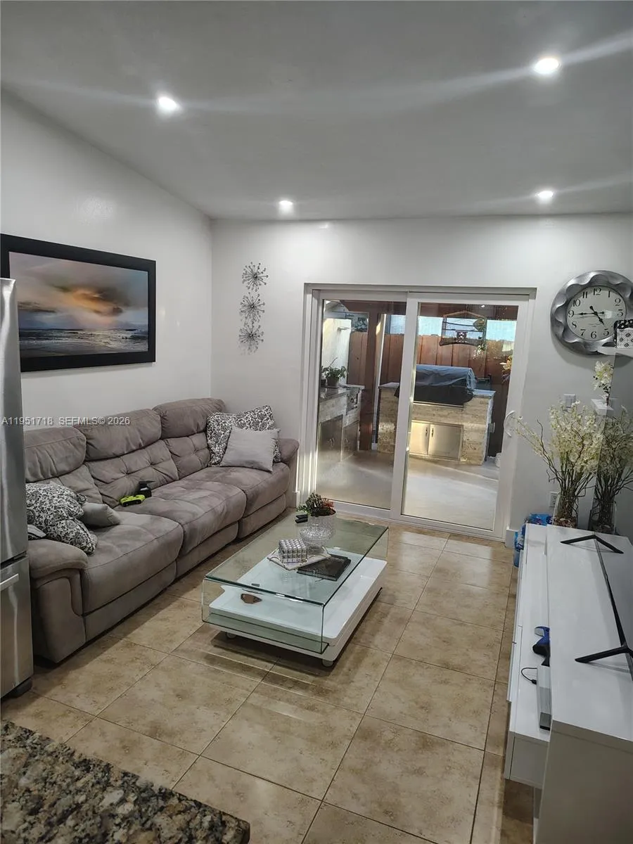 10358 NW 128th Ter, Hialeah Gardens FL 33018