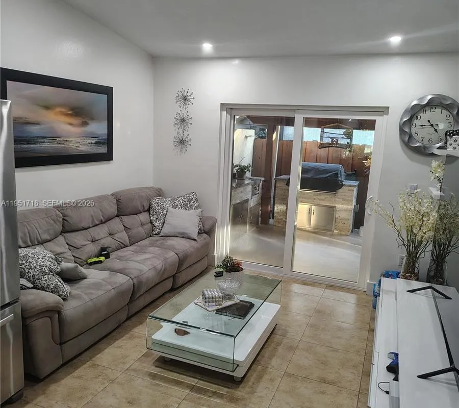 10358 NW 128th Ter, Hialeah Gardens FL 33018