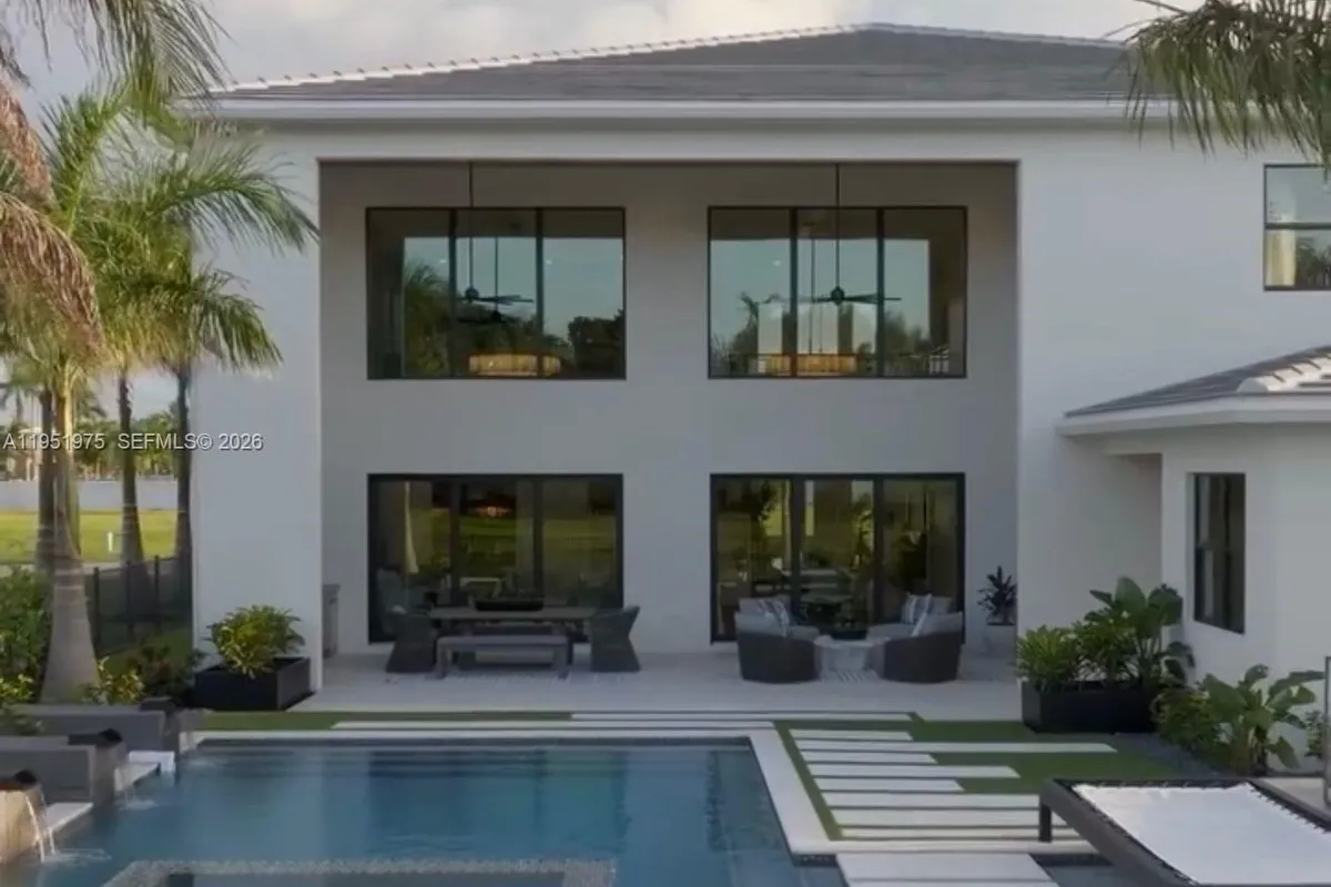 17970 50th St N, Loxahatchee FL 33470