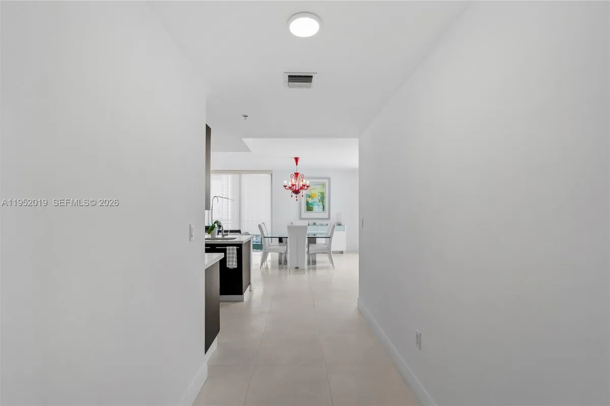 90 SW 3rd St # 3609, Miami FL 33130