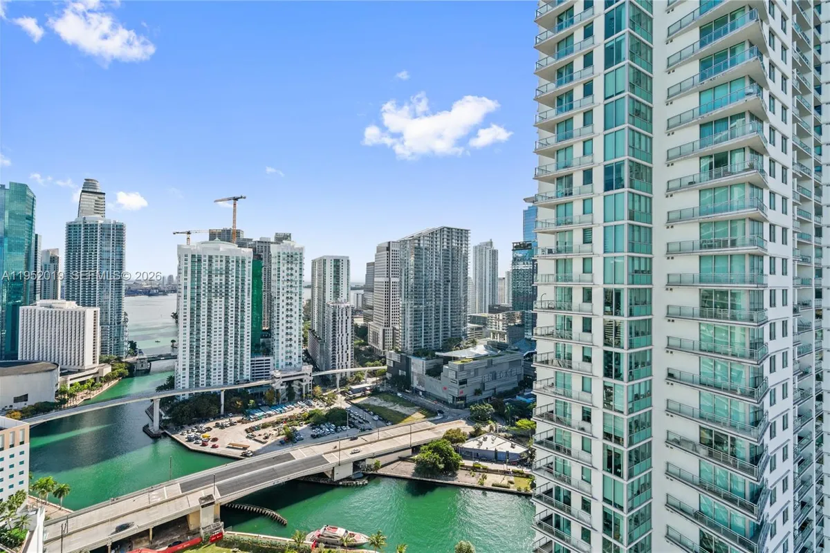 90 SW 3rd St # 3609, Miami FL 33130