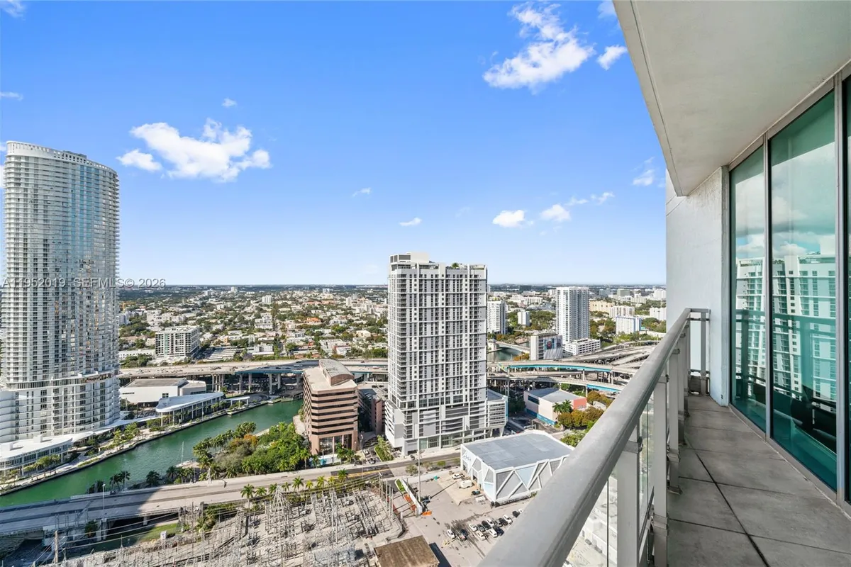 90 SW 3rd St # 3609, Miami FL 33130