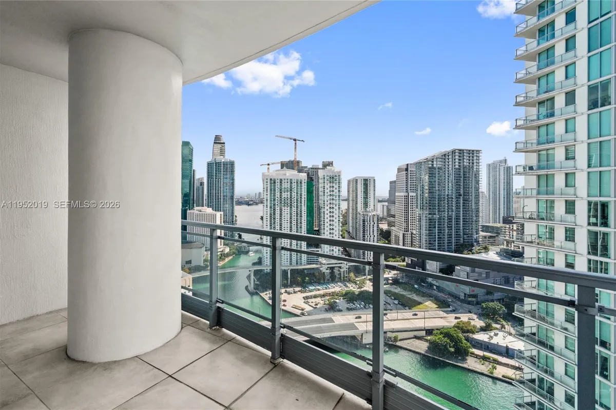 90 SW 3rd St # 3609, Miami FL 33130