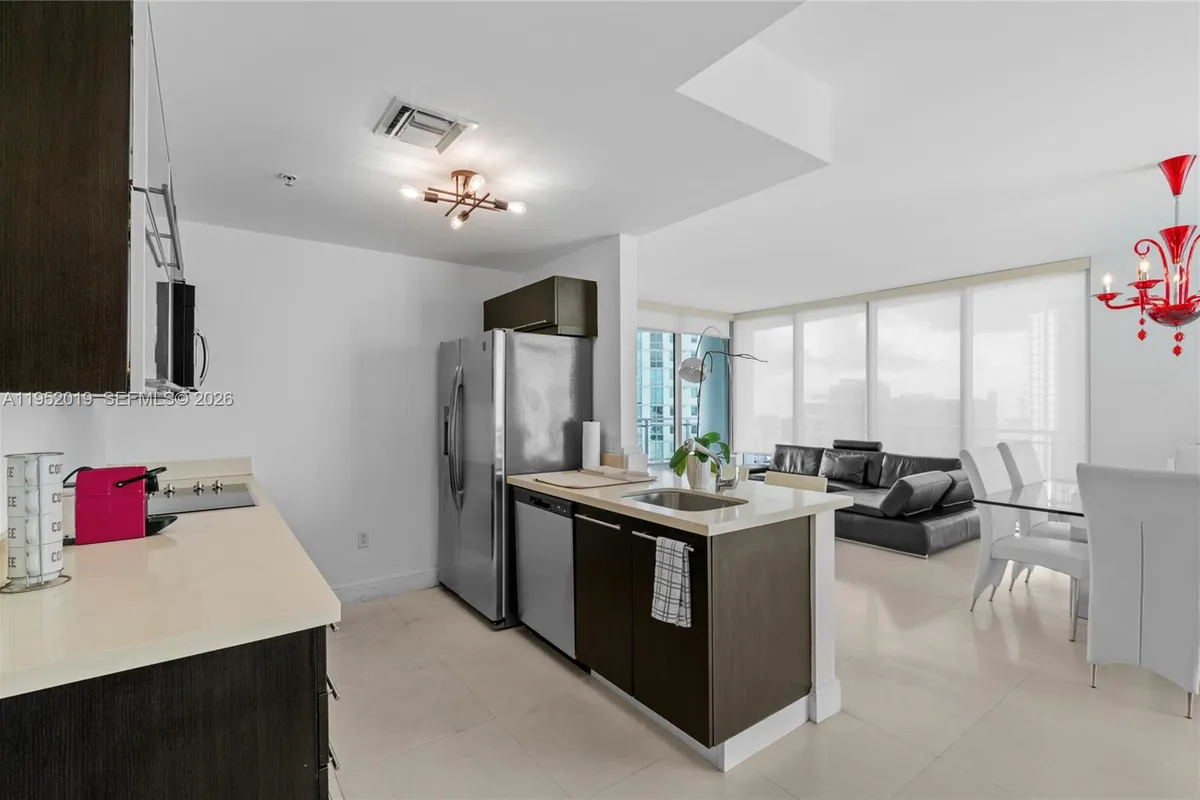 90 SW 3rd St # 3609, Miami FL 33130