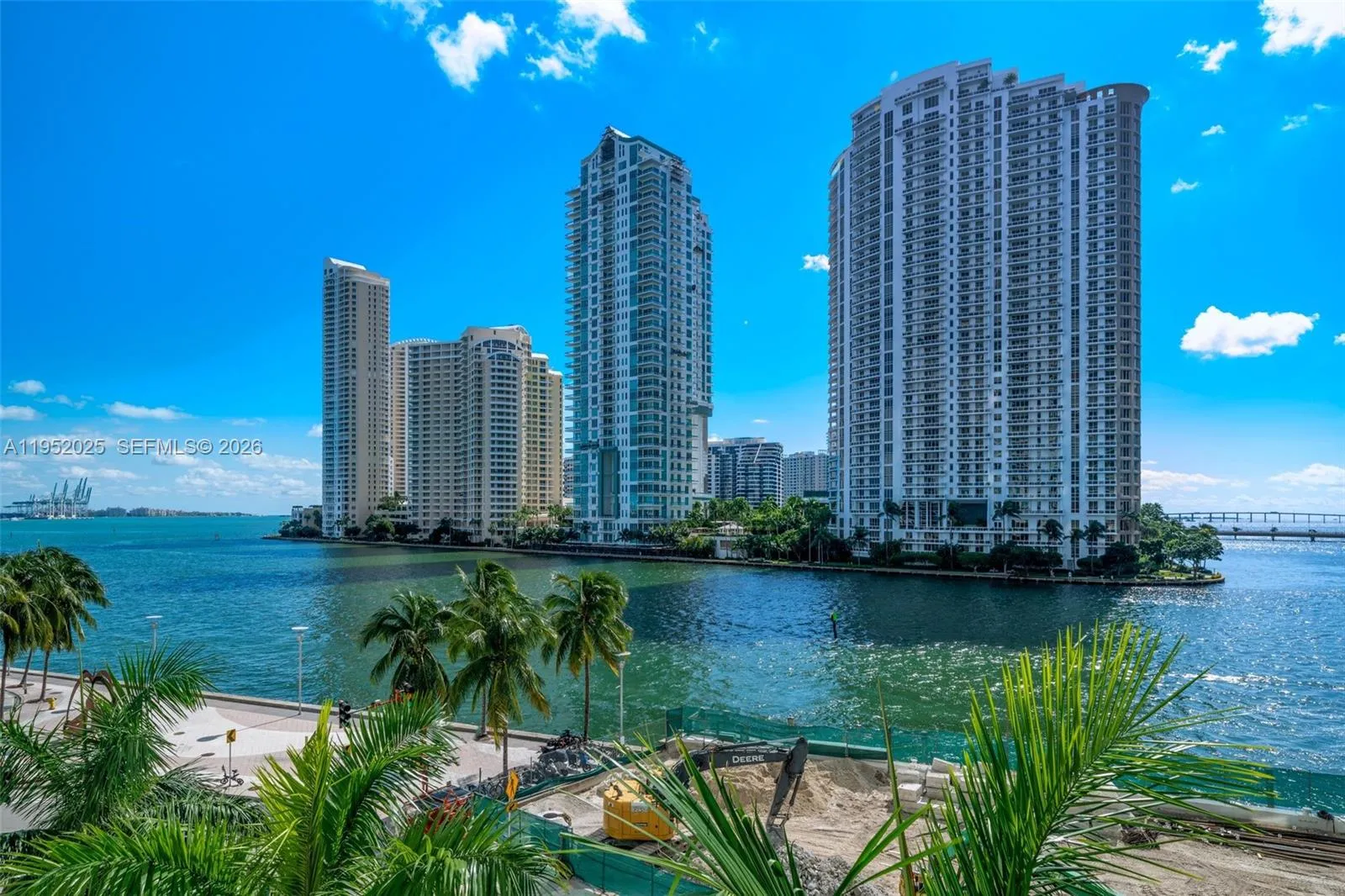 300 S BISCAYNE BLVD # 410, Miami FL 33131