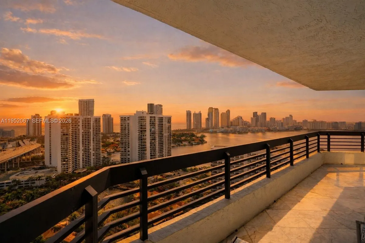 3500 Mystic Pointe Dr # 2908, Aventura FL 33180