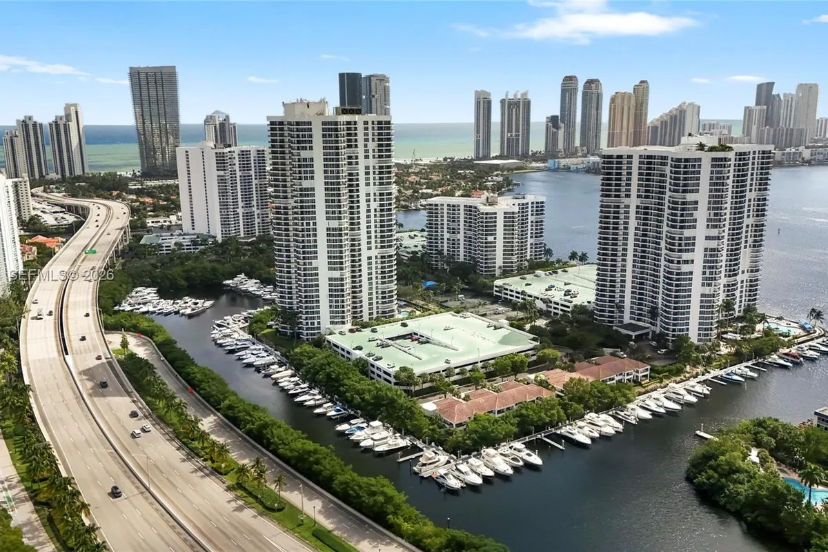 3500 Mystic Pointe Dr # 2908, Aventura FL 33180