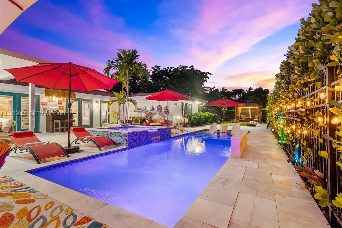 2600 NE 15th St, Fort Lauderdale FL 33304