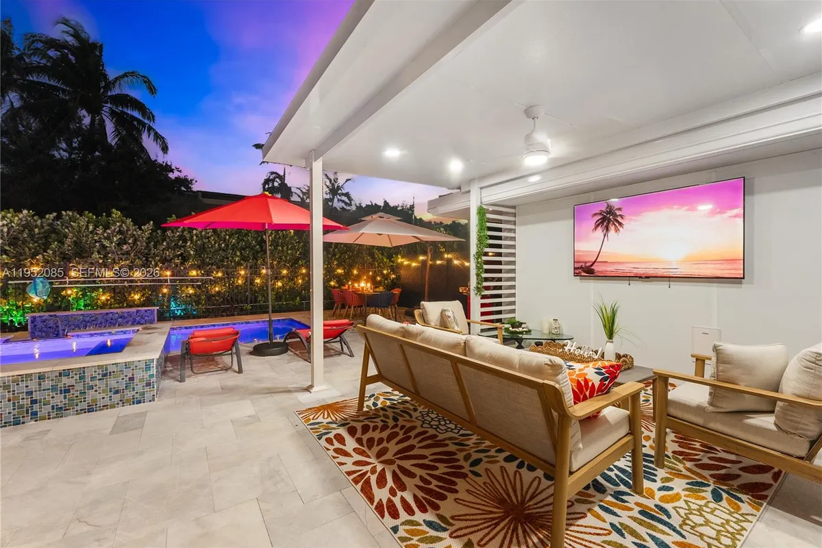 2600 NE 15th St, Fort Lauderdale FL 33304