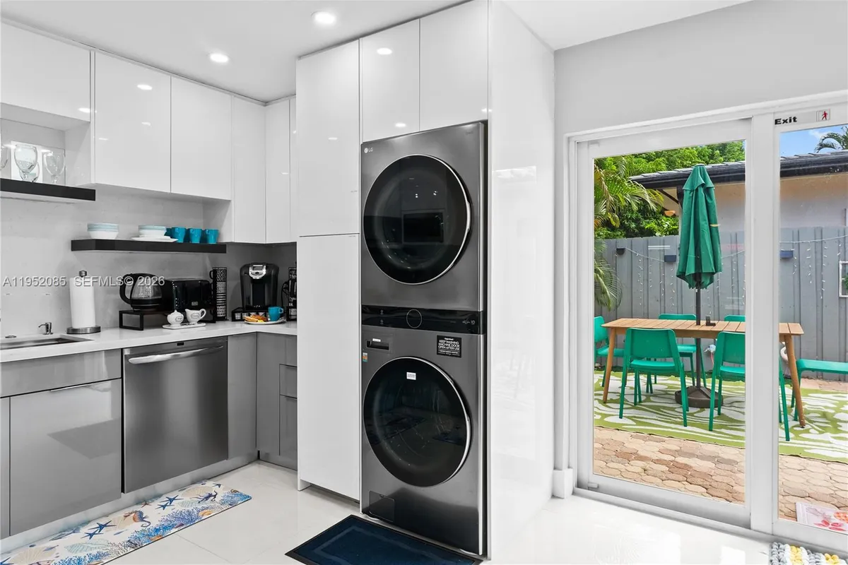 2600 NE 15th St, Fort Lauderdale FL 33304