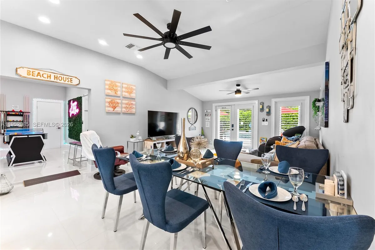 2600 NE 15th St, Fort Lauderdale FL 33304