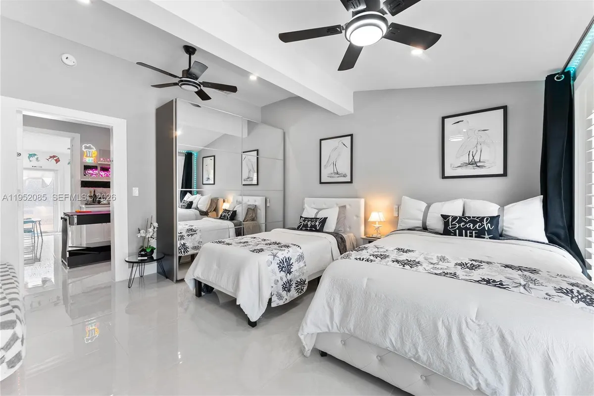 2600 NE 15th St, Fort Lauderdale FL 33304