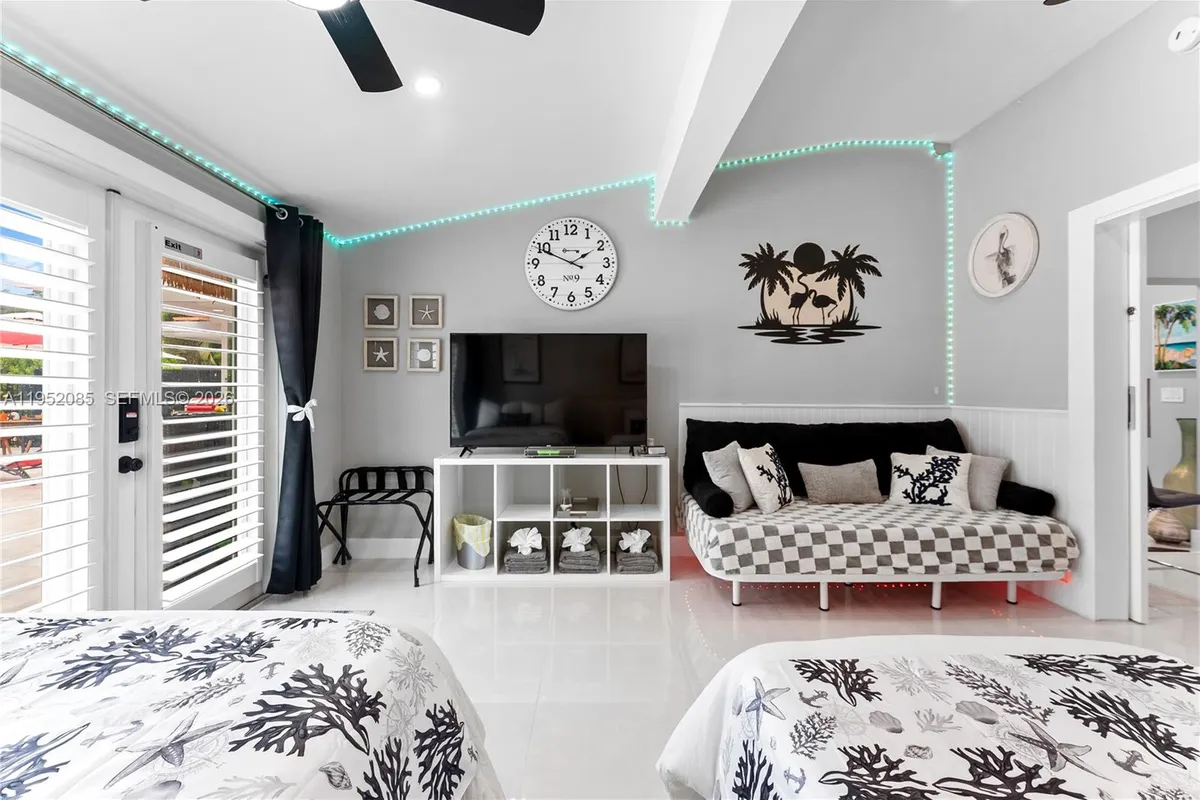 2600 NE 15th St, Fort Lauderdale FL 33304