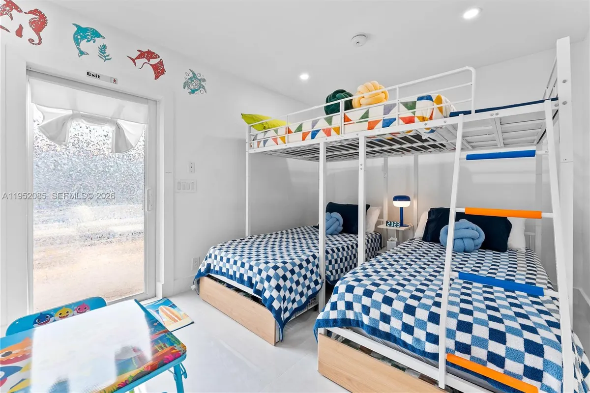 2600 NE 15th St, Fort Lauderdale FL 33304