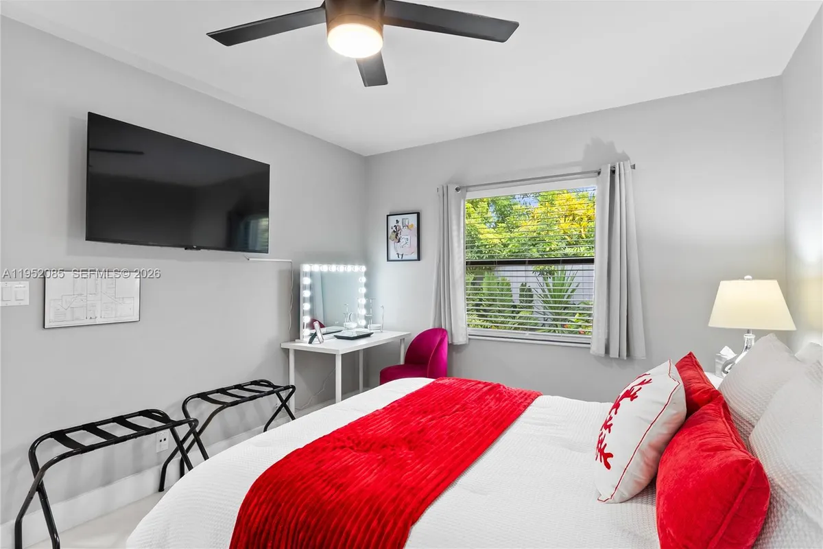 2600 NE 15th St, Fort Lauderdale FL 33304