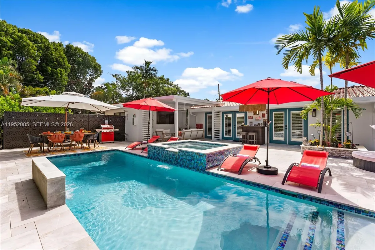 2600 NE 15th St, Fort Lauderdale FL 33304