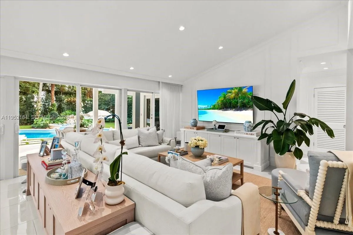 722 Aledo Ave, Coral Gables FL 33134