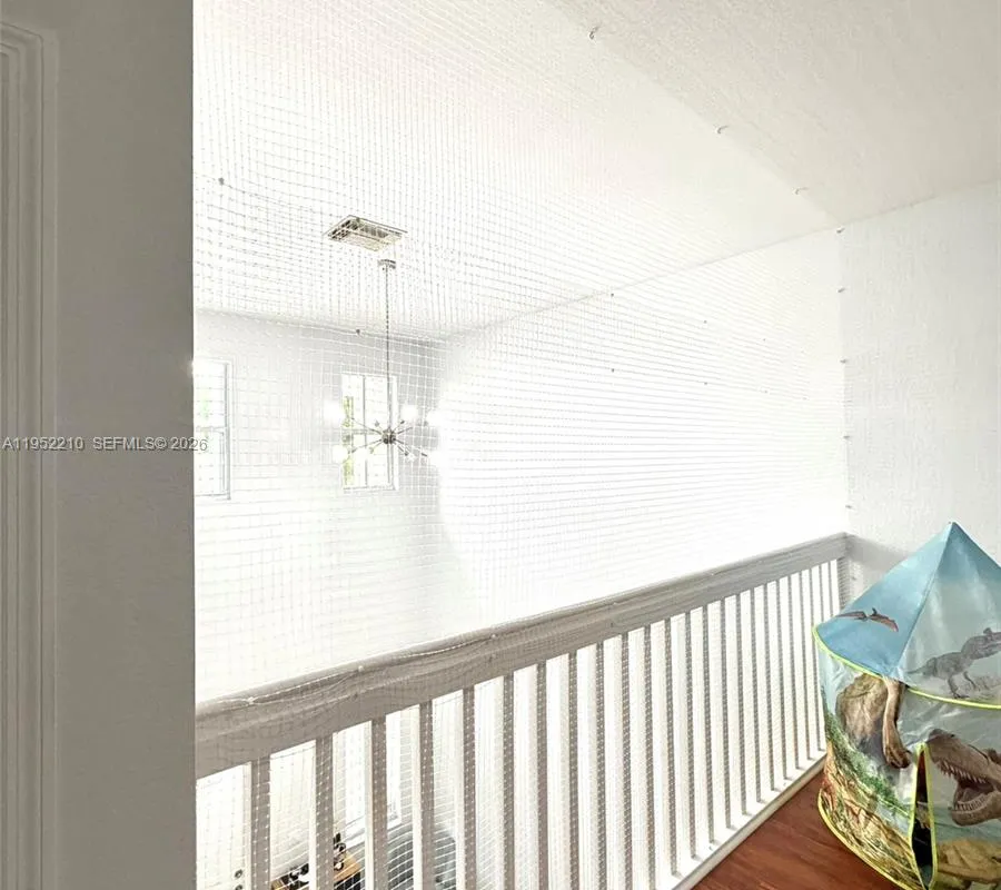 10780 NW 74th Ln, Doral FL 33178