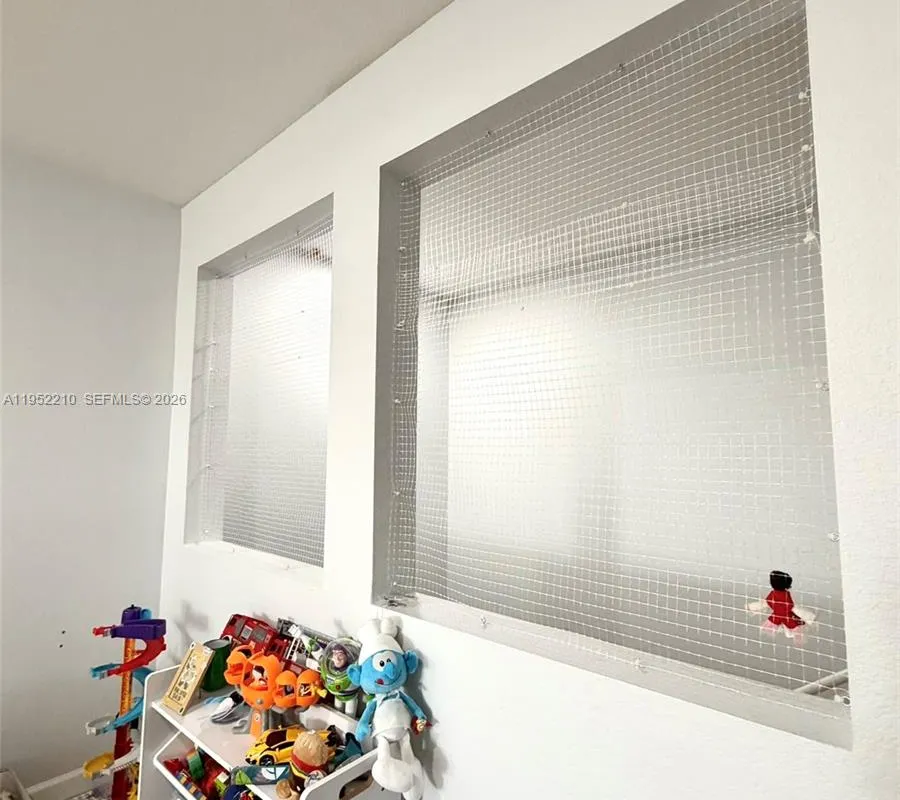 10780 NW 74th Ln, Doral FL 33178