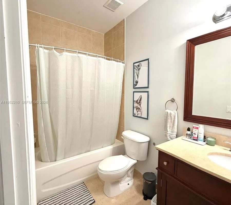 10780 NW 74th Ln, Doral FL 33178